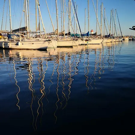 Studio Calme A Giens , 2 Pas Du Port Et Des Plages Hyères Buitenkant foto